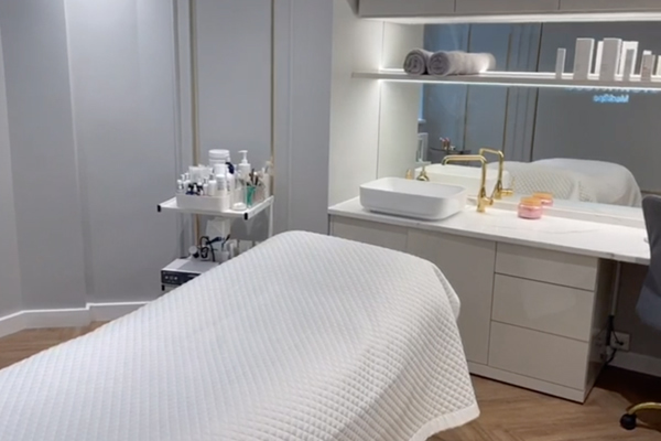 Botox Bracknell treatment room at CrownWood